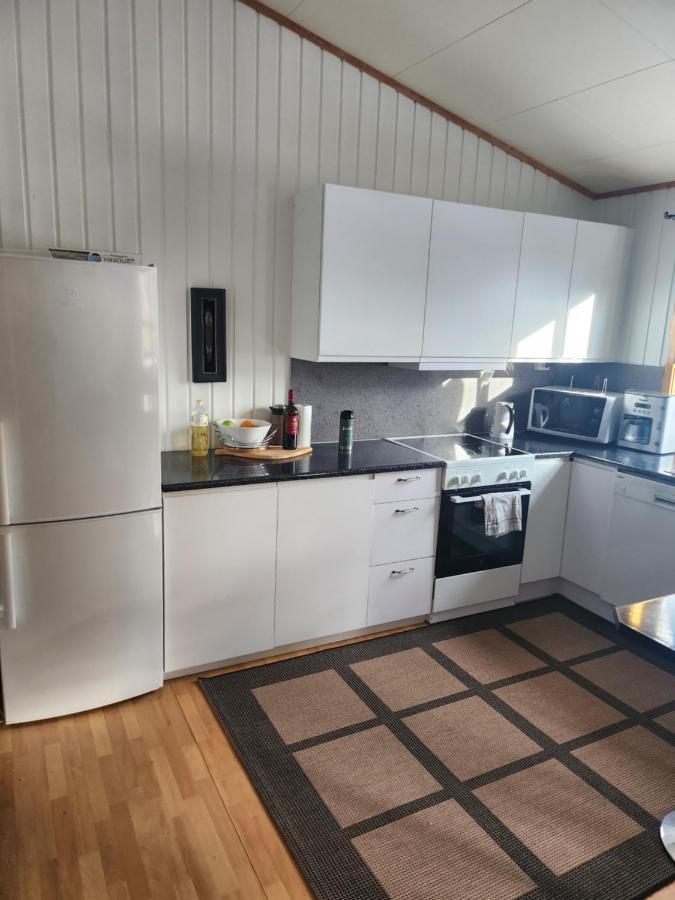 Apartment By The Lakeside Тромсе Екстер'єр фото